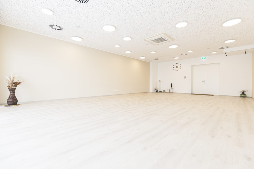 Blätternest, Lindensaal, Bewegungsraum im Lindenpark Gössendorf